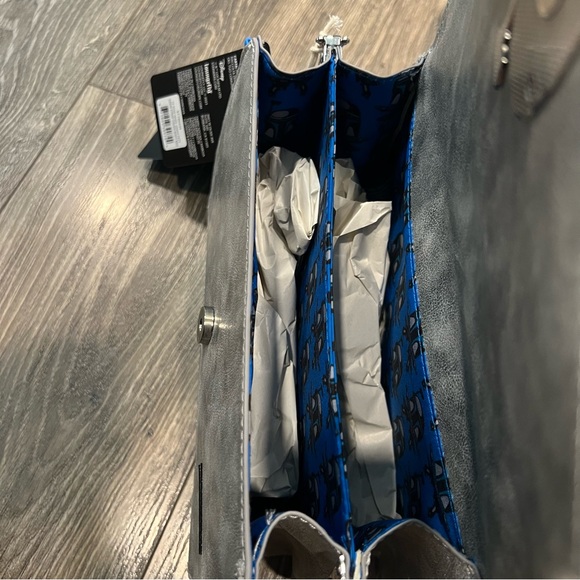 NWT! Disney Loungefly Star Wars Jango Fett Chain Strap Cross Body Bag - Picture 6 of 8